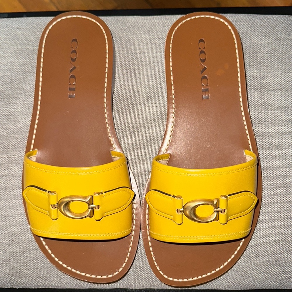 BRAND NEW COACH SANDALS
